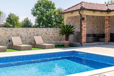 House 250 m², Briševo - pool and covered kitchen - 9
