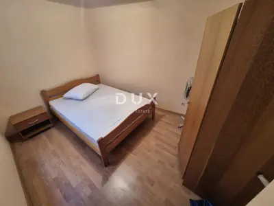Stan 79,8 m², Vodice centar - 100 m od plaže - 5