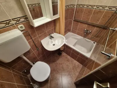 Stan 79,8 m², Vodice centar - 100 m od plaže - 8