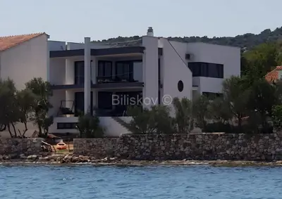 Zum Verkauf, Insel Pašman, Tkon, Villa im Bau, erste Reihe zum Meer