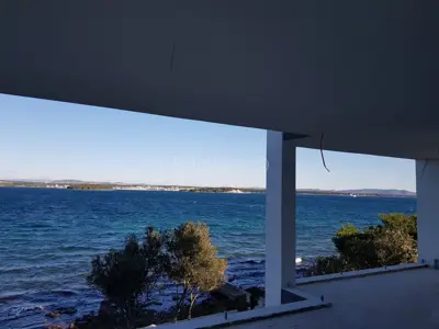 Otok Pašman, Tkon, vila u izgradnji, 1.red do mora - 9
