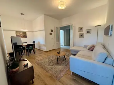 Wohnung 83 m², Pula Centar - in der Nähe der Arena