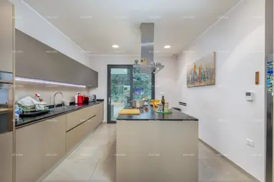 FAŽANA - Samostojeća vila premium klase, sa bazenom, liftom / 100 m od Aleje maslina. - 7