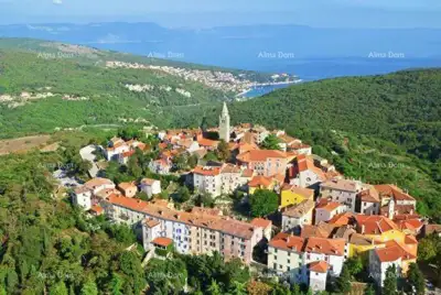 Stan 57 m², Labin centar - trosoban s vrtom - 14