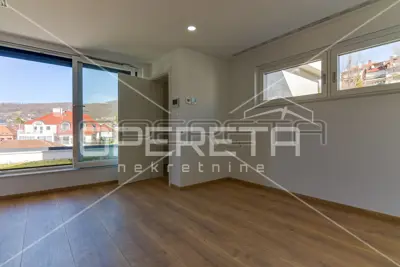 Kuća, Mlinovi Hills, privatnost i pogled na Sljeme - 8