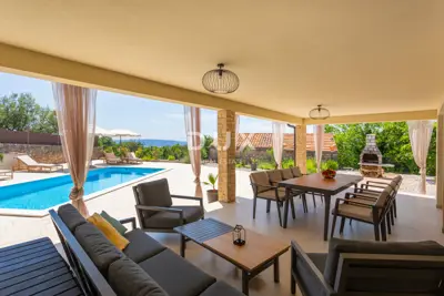 House 178 m², Poljica on the island of Krk - pool and sea view - 9