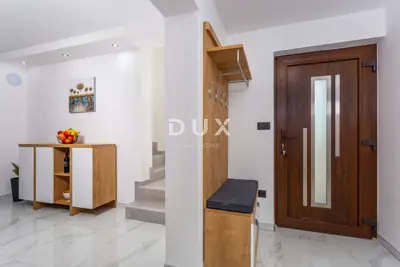 House 178 m², Poljica on the island of Krk - pool and sea view - 4