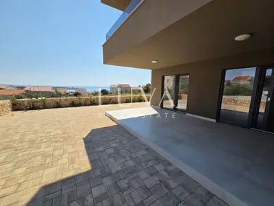 Novalja, moderna novogradnja, stan A1, NKP 73 m²