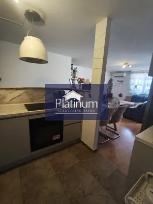 Stan 72 m², Jadreški - 2 spavaće sobe, balkon - 2