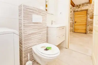 Steinhaus 144 m², Vrbnik - Pool und großes Grundstück - 13