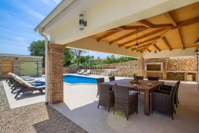 Steinhaus 144 m², Vrbnik - Pool und großes Grundstück - 18