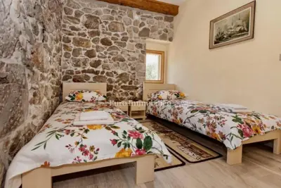 Steinhaus 144 m², Vrbnik - Pool und großes Grundstück - 10