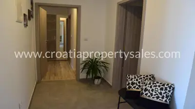Vila 15 min od Zadra, mirna lokacija i bazen - 7