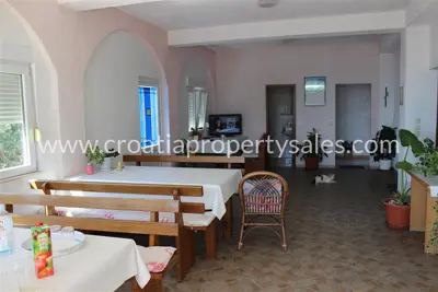 House, Omiš, sea view and proximity to sandy beaches - 4