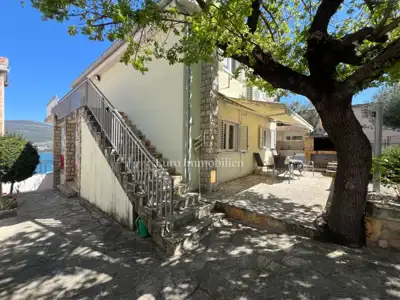 Kuća u Donjem Karinu, pogled na more i 100 m od plaže - 17