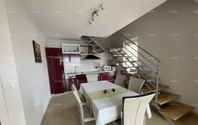 Stan 88 m², Novigrad - dvoetažni, 3 spavaće sobe