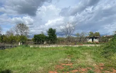 Building land 804 m², Kaštelir - permit for two houses - 5