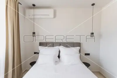Vila 230 m², Mandre - bazen i jacuzzi - 17