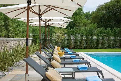 Steinhaus mit Pool, Poreč, gepflegter Gartenbereich - 12