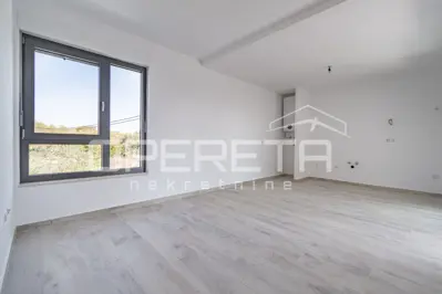 Wohnung 72 m², Umag - 300 m vom Meer und Loggia