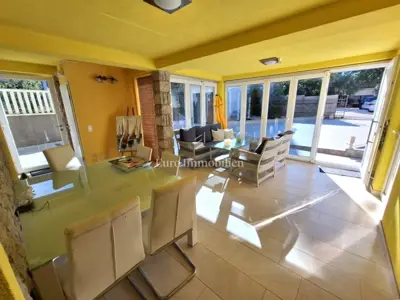 Malinska - samostojeća kuća s bazenom, 100 m od plaže - 8