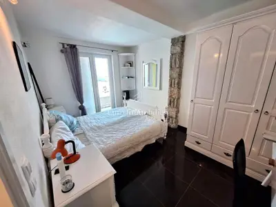 Malinska - samostojeća kuća s bazenom, 100 m od plaže - 19