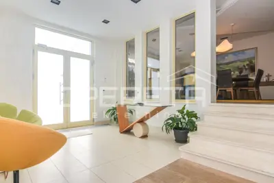 Prodaja, Kuća, Šestine, Šestinski Vijenac, Samostojeća, 376 m² - 2