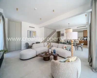 Kuća, Brač, 274 m², 1 300 000 € - 8