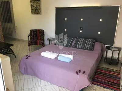 Opatija, Umgebung, Villa mit sieben Apartments, Pool und Meerblick - 13