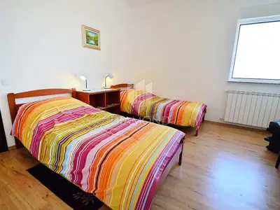 Opatija, Umgebung, Villa mit sieben Apartments, Pool und Meerblick - 17