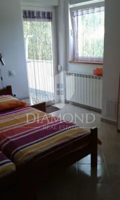 Opatija, Umgebung, Villa mit sieben Apartments, Pool und Meerblick - 16