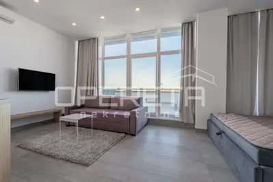 ISTRA, UMAG - Impresivni studio apartman s otvorenim pogledom na more i grad