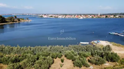 Building plot 1,003 m², Nin-Zaton - first row to the sea