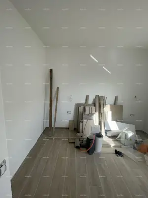 Kuća sa 3 stana, Medulin, garaže i konoba - 14