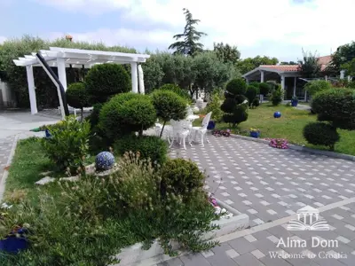 Vila, Medulin, bazen i uređena okućnica - 10