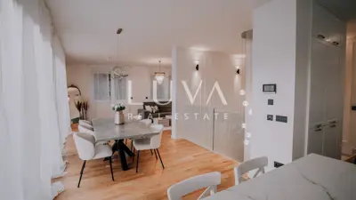 Remete, luxurious 4-room penthouse 165 m² + 2 parking spaces for rent - 12