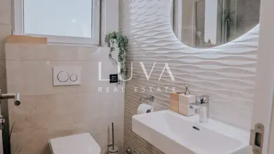 Remete, luxurious 4-room penthouse 165 m² + 2 parking spaces for rent - 13