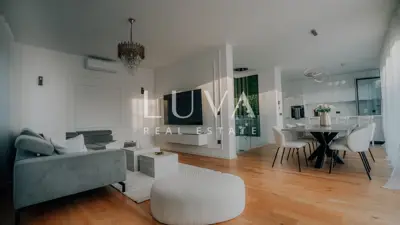 Remete, luxurious 4-room penthouse 165 m² + 2 parking spaces for rent - 3