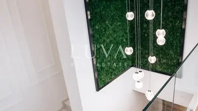 Remete, luxurious 4-room penthouse 165 m² + 2 parking spaces for rent - 11