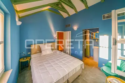 House for sale in Vis, 440 m² - 12