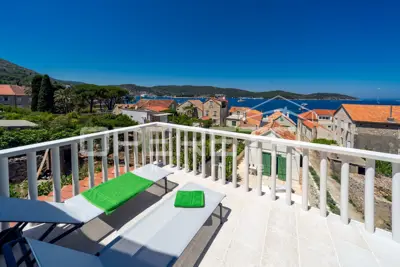 House for sale in Vis, 440 m² - 13