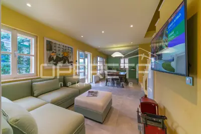 House for sale in Vis, 440 m² - 10