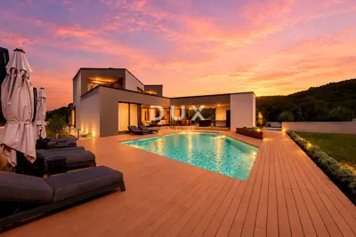 Villa 500 m², Labin - modern, von Natur umgeben