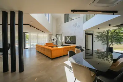 Villa 500 m², Labin - modern, von Natur umgeben - 13