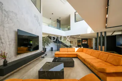 Villa 500 m², Labin - modern, von Natur umgeben - 8