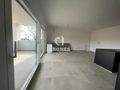 Stan 83 m², Novigrad - pogled na more i terasa - 17