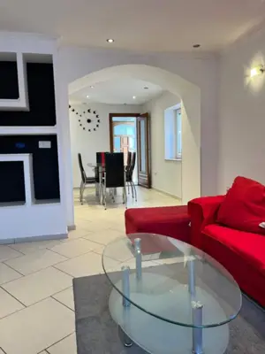 Doppelhaus 120 m², Poreč - zwei Wohnungen und Hof - 11