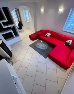 Doppelhaus 120 m², Poreč - zwei Wohnungen und Hof - 8