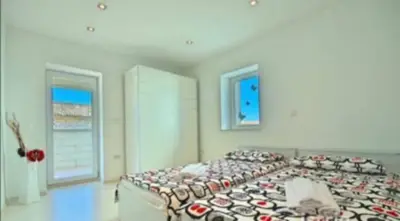 Doppelhaus 120 m², Poreč - zwei Wohnungen und Hof - 12