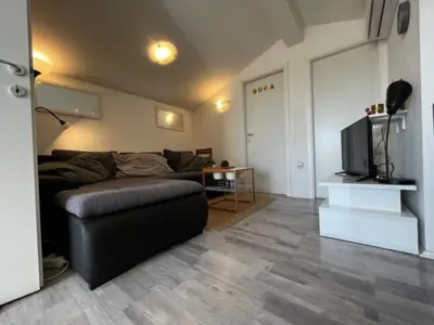 Doppelhaus 120 m², Poreč - zwei Wohnungen und Hof - 14